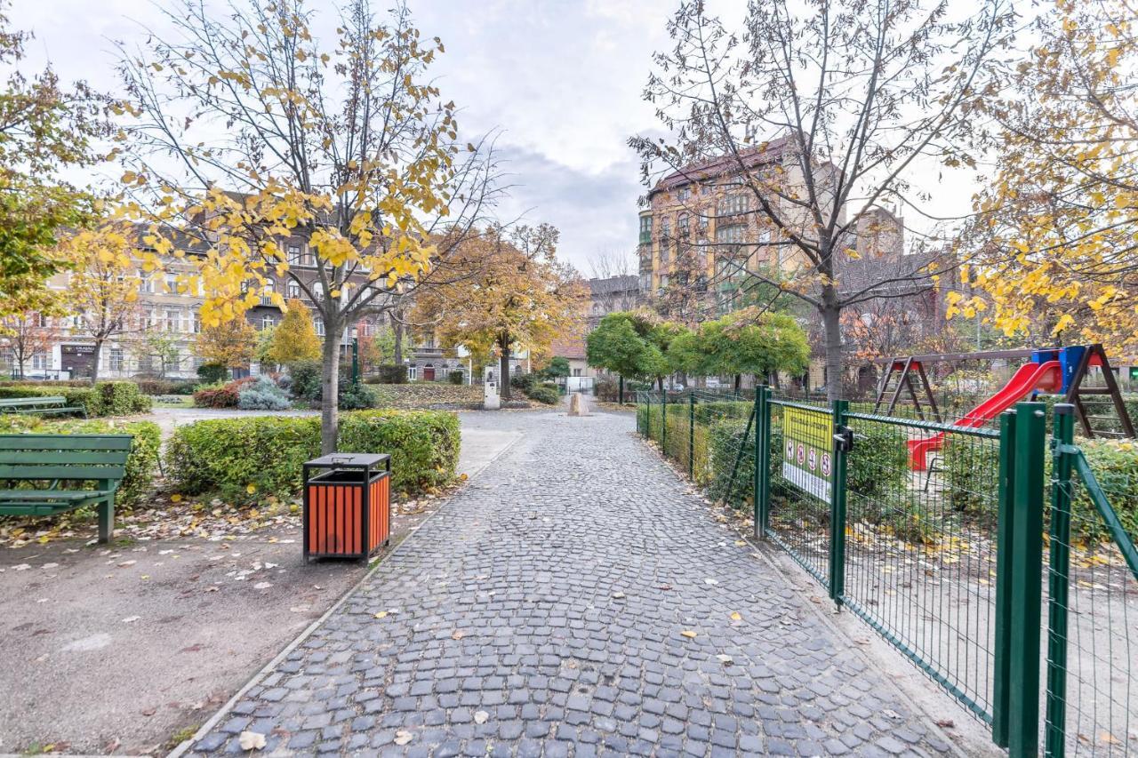 Matthias Home Midtown Budapest Esterno foto